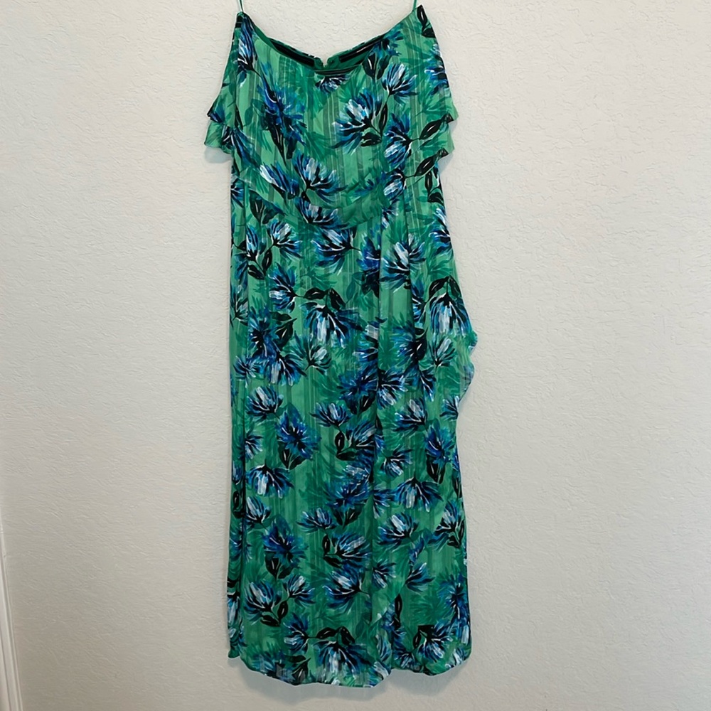 Banana Republic, Green floral maxi dress